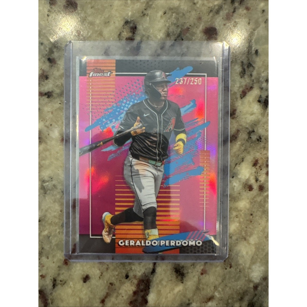 2026 Topps Finest Geraldo Perdomo Pink Refractor #149 /250 Arizona Diamondbacks